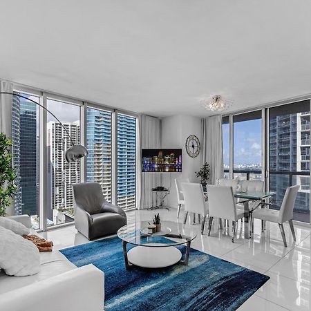 Luxurious Condo At Icon With Views Маями Екстериор снимка
